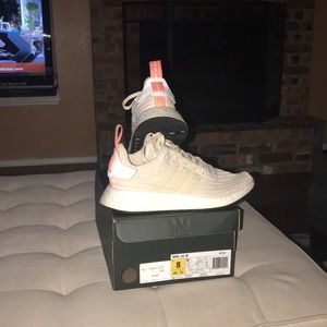 Women’s Adidas NMD R2